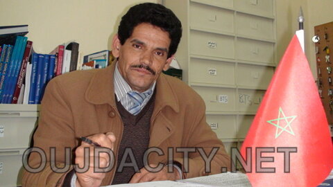 videoفرع الجمعية الوطنية لمديرات ومديري الثانويات العمومية بالمغرب / نيابة وجدة أنجاد : بيان