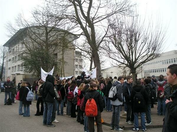 الخطاب التربوي :الفكر الانساني ومعارك الحياة؟؟