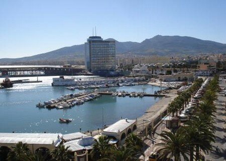 مقاول مغربي ينتحر بسبب ضغوطات من طرف رئيس الحكومة المحلية لمليلية المحتلة