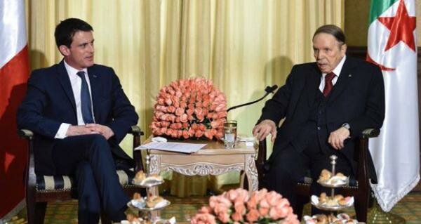 مواقع التواصل الاجتماعية بالجزائر تندد بالحالة المثيرة للشفقة التي ظهر فيها بوتفليقة مع رئيس الحكومة الفرنسية VIDEO