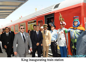 SM Le Roi inaugure la nouvelle ligne ferroviaire Nador-Taourirt
