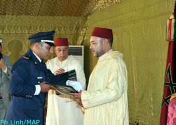 SM le Roi inaugure à Oujda la 1ère tranche du programme de logement social à faible coût