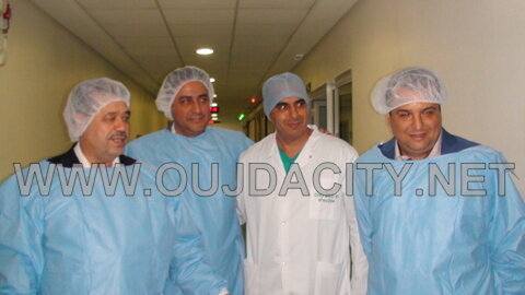 حميد شباط الأمين العام لحزب الاستقلال يزور رزق الله ضحية الرصاص الجزائري VIDEO