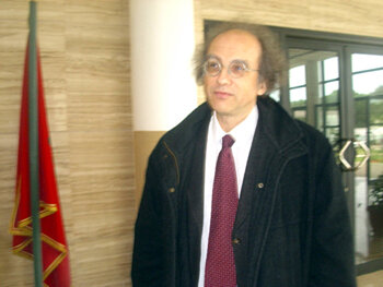 البيداغوجي روجرز كزافيي في وجدة يوم الاثنين