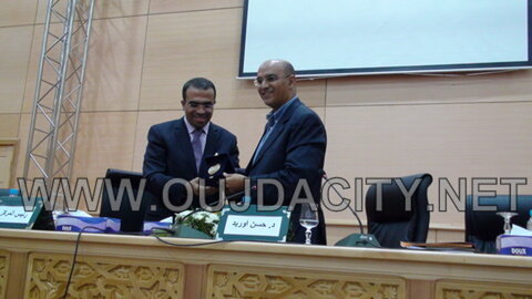 VIDEO مركز الدراسات والبحوث الإنسانية والاجتماعية بوجدة يفتتح موسمه العلمي لسنة 2011-2012 بمحاضرة « الغرب ونحن » للمفكر المغربي حسن أوريد