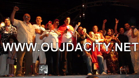 عبد النبي بيوي يترأس مهرجانا جماهيريا بساحة زيري بوجدة للتصويت بنعم على الدستور VIDEOS