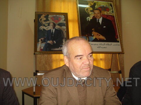 لقاء تواصلي حول متابعة برنامج المدارس الايكولوجية بنيابة جرادة .