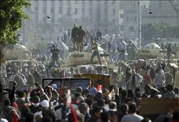 REVOLUTIONS TUNISIENNE ET EGYPTIENNE …!