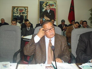 حاسوب وزارة التربية الوطنية يلعب ضامة
