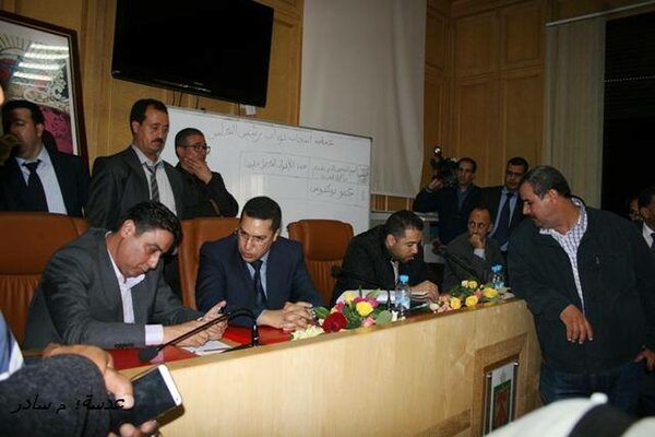 VIDEO عمر حجيرة طعن في أعضاء مكتب  » البام  » والبيجيدي يعتبر الجلسة غير قانونية