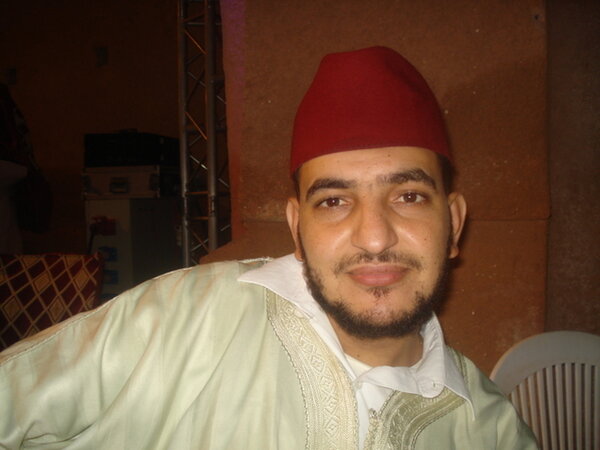 حوار مع إمام مسجد باب الريان بوجدة المقرئ أحمد الكندوز