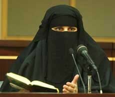 وضع المرأة المسلمة حدده خالقها سبحانه ولا دخل للخلق فيه