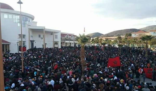 VIDEO وجدة سيتي من وسط الحدث بجرادة : لا شيء يعلو عن بديل اقتصادي