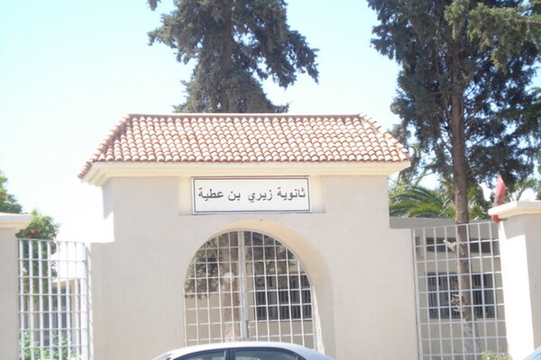 مديرثانوية زيري بن عطية بوجدة يعترف بمسؤوليته عن الكارثة البيئية التي لحقت بالمؤسسة