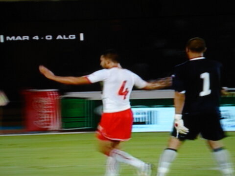 فيديو ـ التسجيل المصور لمقابلة المغرب /الجزائر ـ 0/4