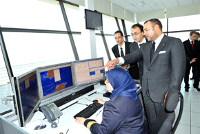 S.M. le Roi Mohammed VI inaugure le Centre de surveillance du trafic maritime de Tanger, d&rsquo;un coût global de 50 millions de DH