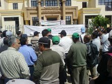 الجامعة الوطنية لموظفي التعليم في وقفة احتجاجية أمام مقر الأكاديمية بوجدة