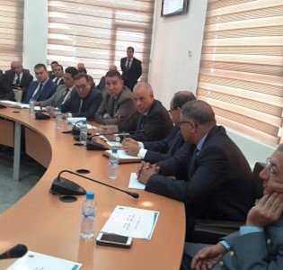 VIDEO محمد مهيدية والي جهة الشرق يأمر رؤساء الادارات الكشف بشكل مستعجل عن ألموظفين الاشباح