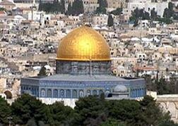 القدس تاج علي راس المسلمين