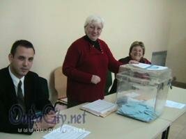 OUJDA : Election présidentielle 2007 Les français de l’oriental votent en majorité Ségolène Royal