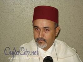 النائب الإقليمي لنيابة وجدة أنكاد يستنصح وعلينا واجب النصح