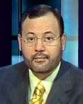 عتداء على مذيع الجزيرة أحمد منصور بالقاهرة