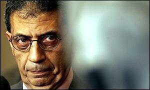 عمرو فين ……؟؟؟؟ ……