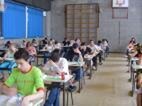 les examens chez nous et chez eux