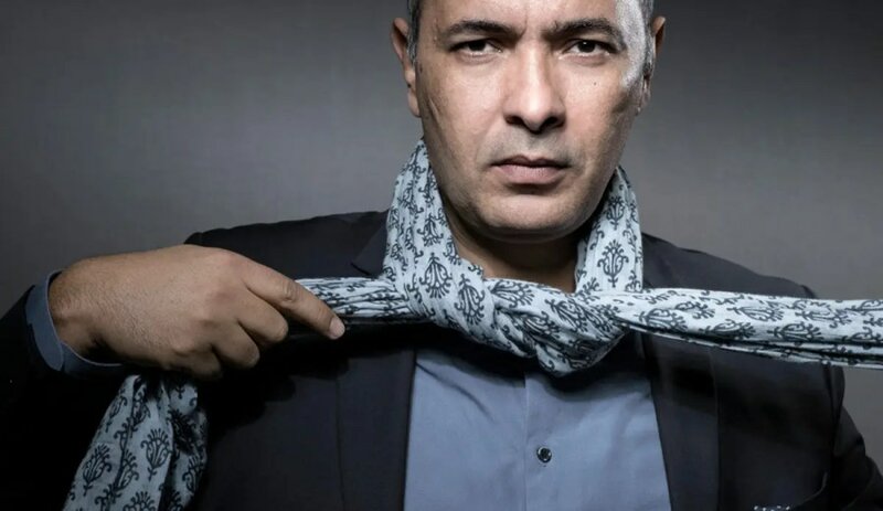 الإنتربول يوجه ضربة قاسية للنظام الجزائري برفضه مذكرتي الاعتقال الصادرتين عن قضائه ضد الكاتب الفرنسي-الجزائري كمال داود