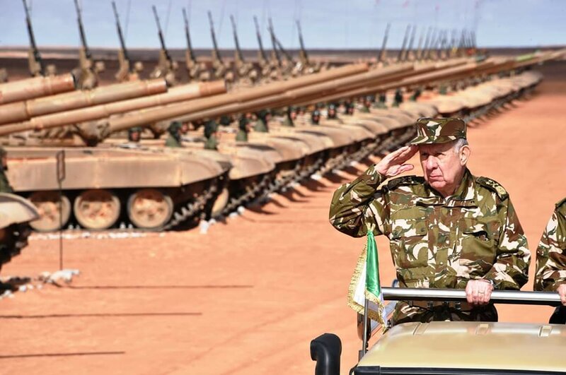 ميزانية دفاع الجزائر في قانون المالية لسنة 2026 ترتفع ب 20%، حوالي 27 مليار دولار ل »جيش كمي لا نوعي » محدود الفعالية وتغطية على فساد ونهب قادته