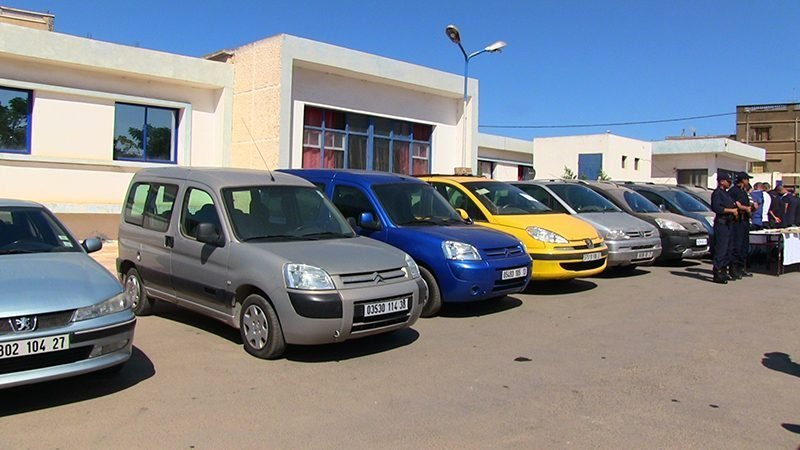 بعد ممارسة « بوليساريو » النصب والاحتيال في حقّ الجزائريين تحت غطاء الدبلوماسية ، فضيحة أخرى: أزيد من 8 آلاف جزائري ضحايا سيارات « بوليساريو » مهربة ومزورة