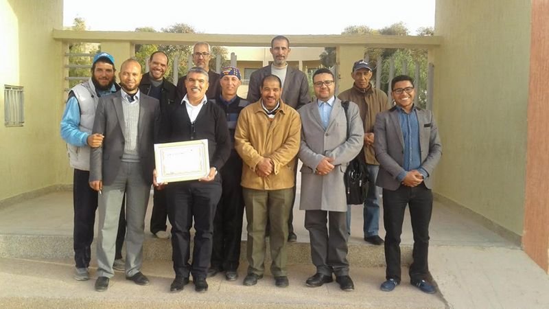 ثانوية عمر بن جلون الإعدادية بمديرية جرادة تنظم لقاء تواصليا مع التلاميذ من تأطير الدكتور حموتي بلخير