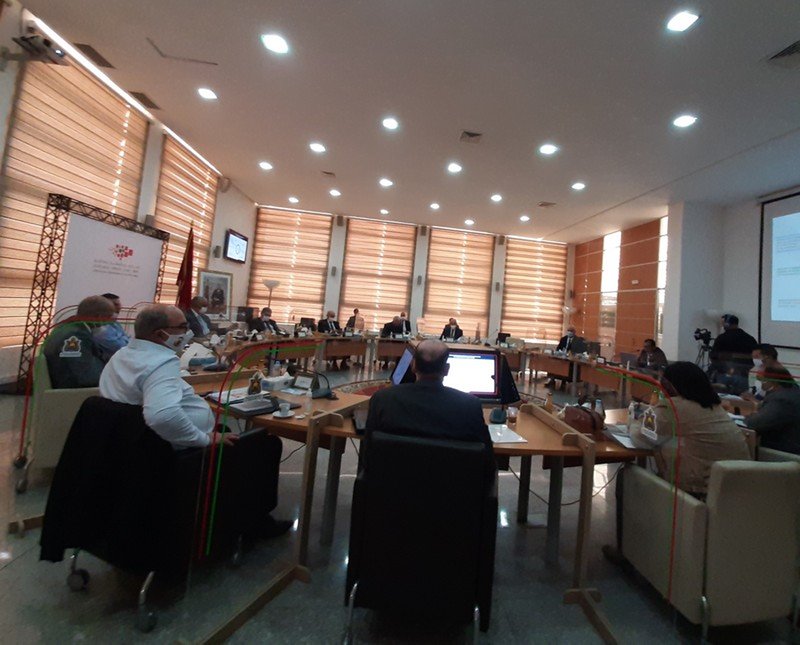 المركز الجهوي للاستثمار لجهة الشرق يعقد الدورة الثانية لمجلسه الاداري : بلاغ صحفي