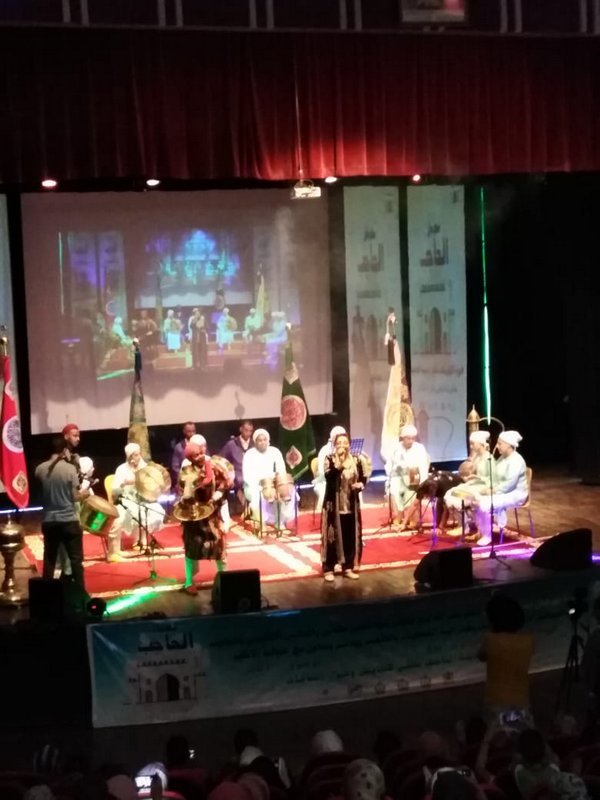 IMANE KARKIBOU ET LAMIA ZAIDI OUVRENT LA BALL DU PREMIER FESTIVAL NATIONAL DE LA VILLE D’EL HAJEB