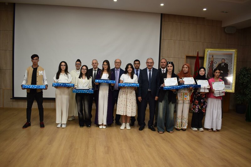 Cérémonie de Remise des Prix d’excellences aux examens certificatifs dans la province d’Ifrane