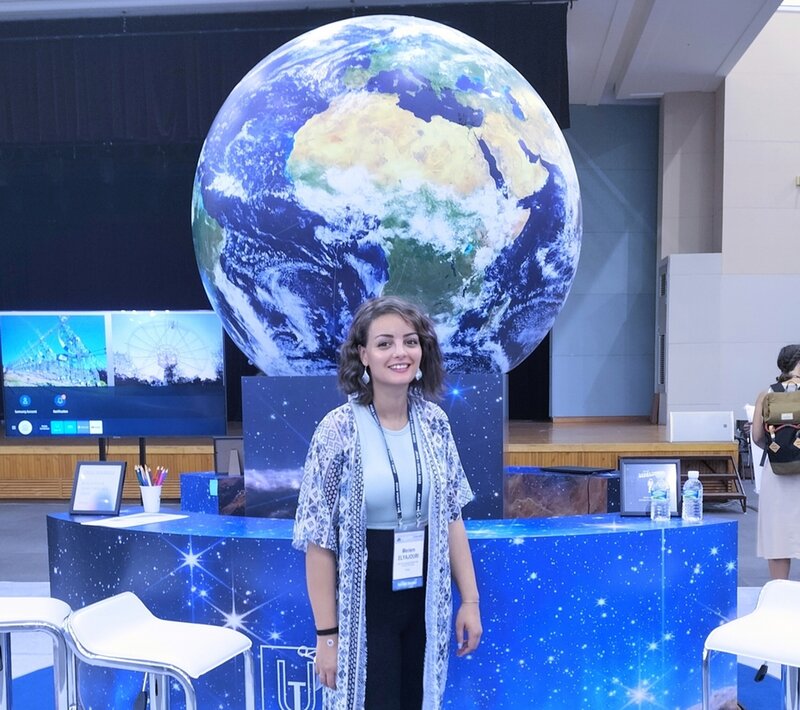 La Jeune marocain Meriem El Yajouri reçoit le prix de doctorat 2018 de l’Union Astronomique Internationale