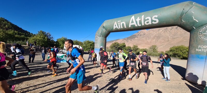 AIT BOUGUEMEZ : Le Tailler Rachid Smayri Remporte l’Ultra- Trail de 120 Kms Du Trail Atlas Marathon 2024