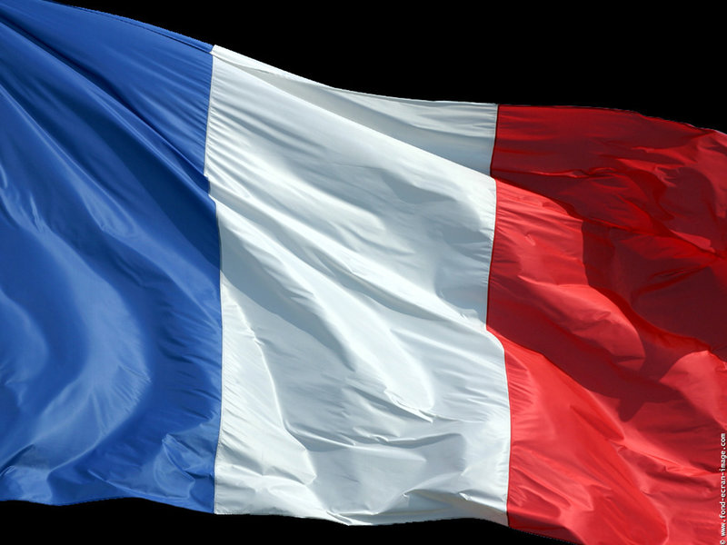 Le ministre de l’intérieur français M.Claude Guéant contraint d’adapter sa circulaire sur le travail des étudiants étrangers.