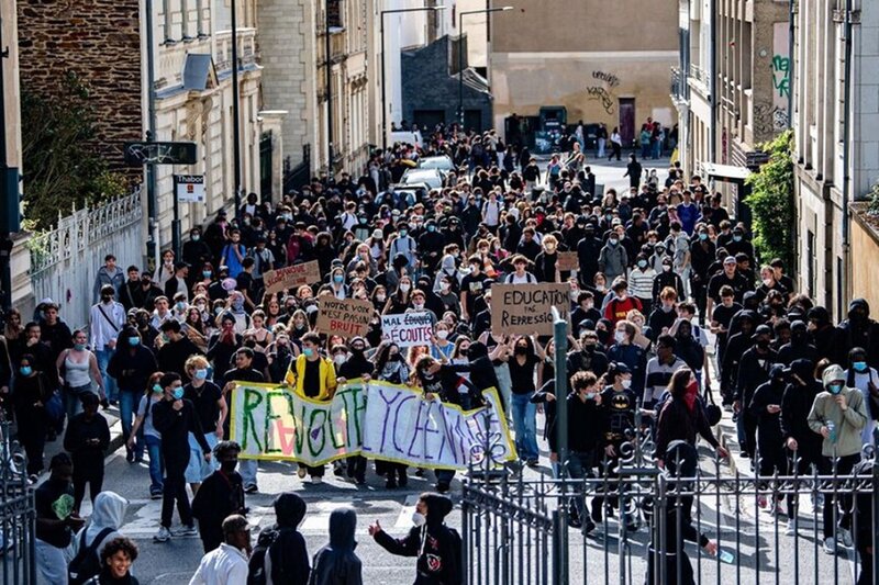 Le dessous des manifestations lycéennes en France.
