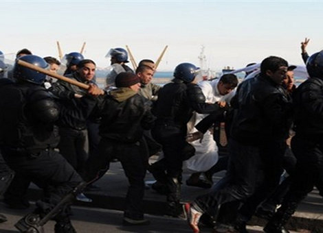 الجزائر : ان الله يمهل ولا يهمل وقد يعجل ويذهل