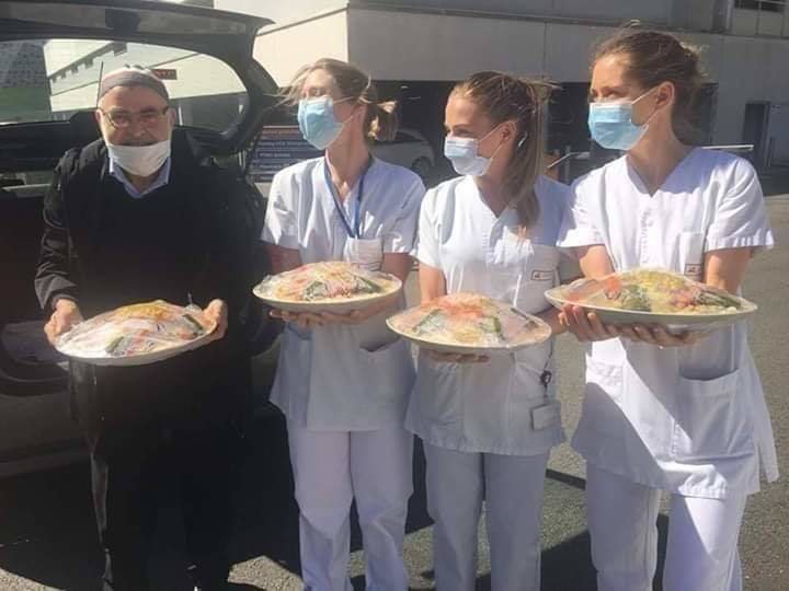 Du jamais vu en France : des Marocains apportent leur soutien à la population et aux professionnels de santé choletais face au Coronavirus