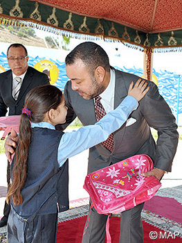 SM le Roi donne à Nador le coup d’envoi officiel de la rentrée scolaire 2011-2012