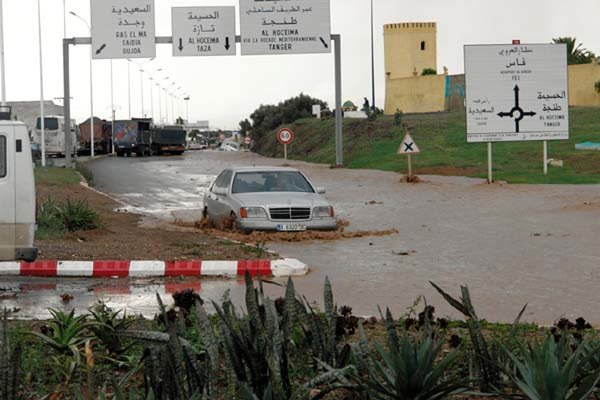 الناظور : 5 قتلى وخسائر كبيرة في البنيات التحتية جراء الفيضانات