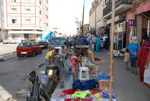 Oujda: La rue d\&rsquo;Abderrahmane Ahjira resplendissante!!!!!!!