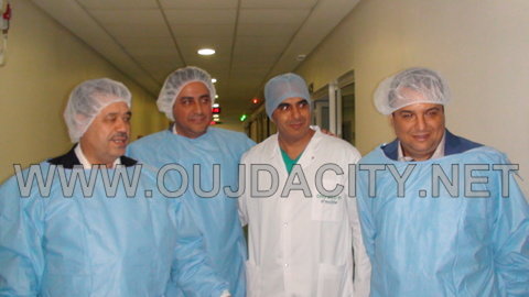 حميد شباط الأمين العام لحزب الاستقلال يزور رزق الله ضحية الرصاص الجزائري VIDEO