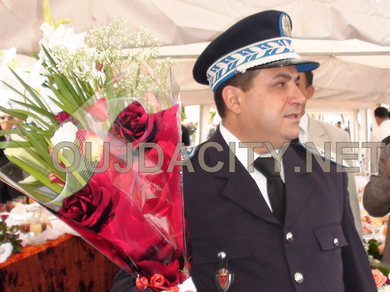 فعاليات المجتمع المدني بوجدة تكرم والي الأمن السابق محمد دخيسي