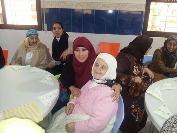 طلبة ماستر الإقتصاد الاجتماعي التضامني يقومون بزيارة لدار المسنين بوجدة