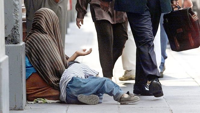 متسولون بهواتف نقالة وبدلات وربطات عنق بوجدة