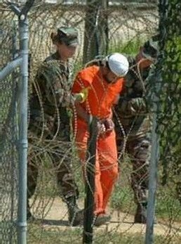 مفاجأة جوانتانامو: المتهمون يعترفون بعد انتخاب أوباما