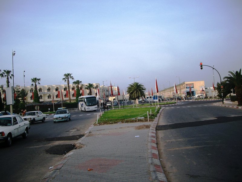 انزكان الدشيرة: ملتقى طرق عند ساحة الأمان /الحكونية وخطر اللصوص